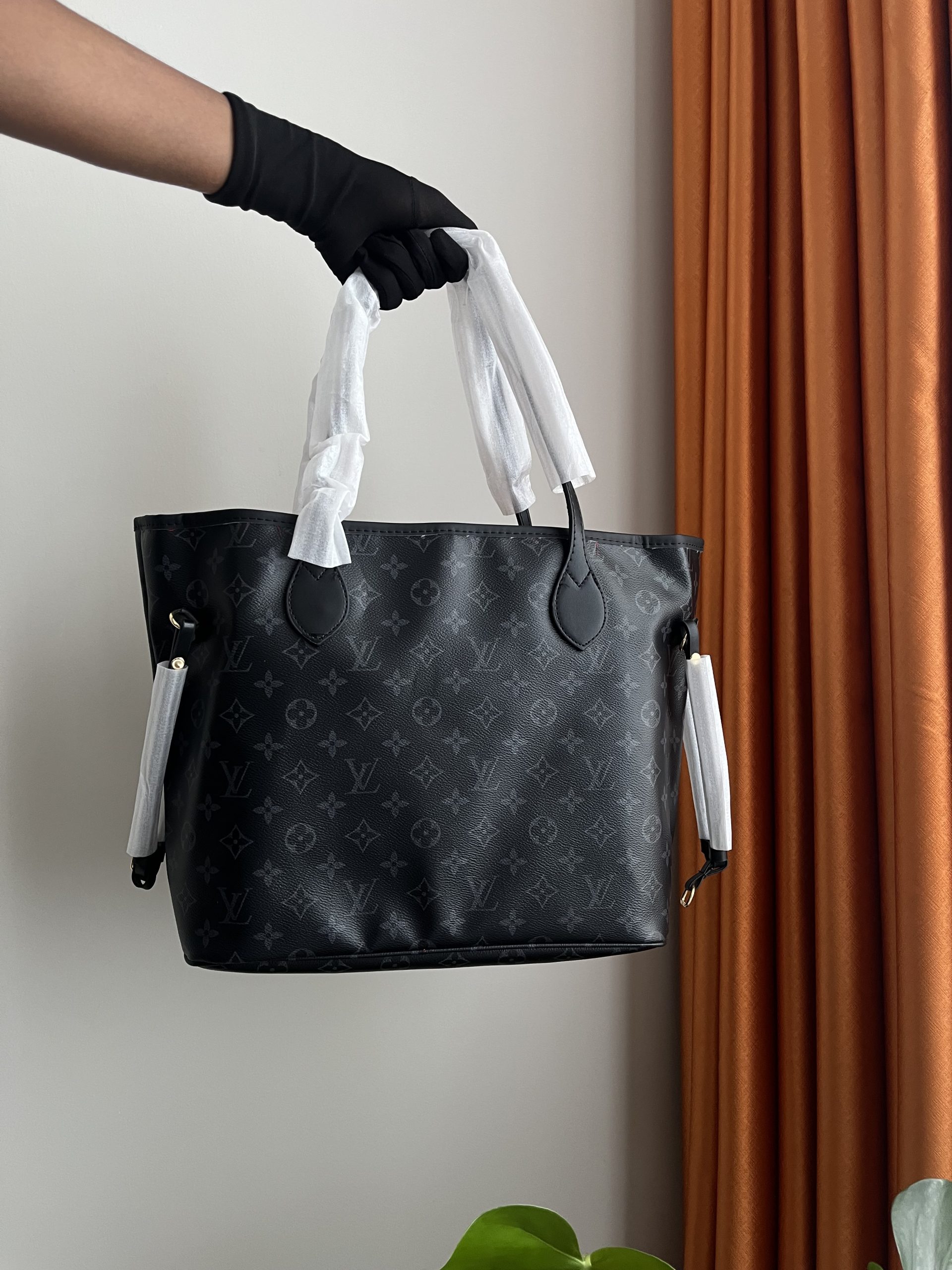 LV Neverfull - Image 2